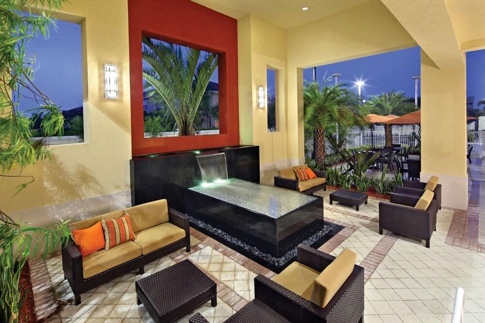 Courtyard By Marriott Miami Hotel Homestead